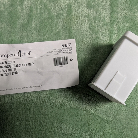 Pampered Chef White Corn Butterer - Picture 2 of 3
